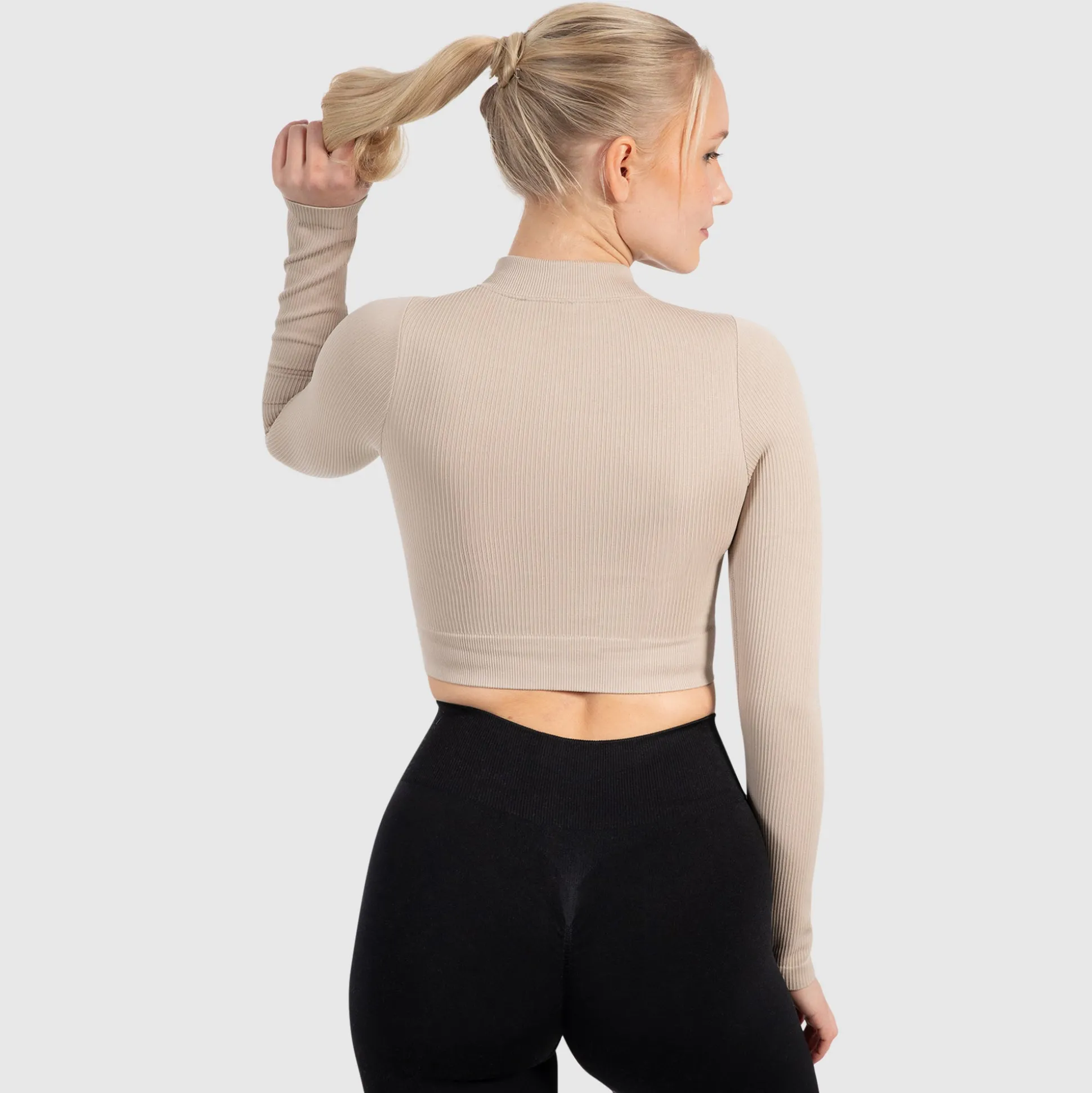 Cropjacke Kompression Zeya - Bitte eine Nummer größer bestellen