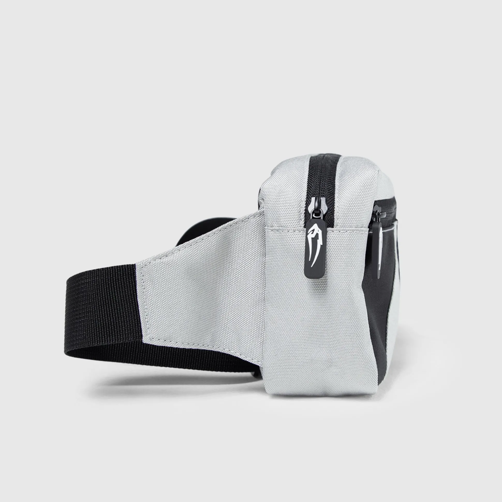 Fanny Pack James