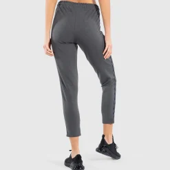 Sweatpants Carry
